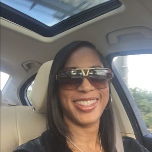 Meet your Posher, Shawnda