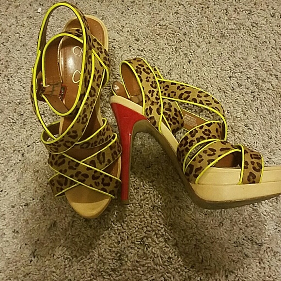 Jessica Simpson Leopard print heels