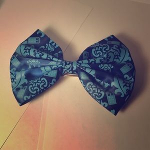 Doctor who hair bow