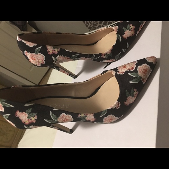 6.5 Aldo heels