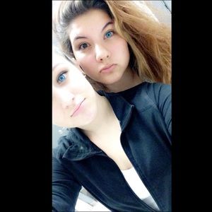 Meet your Posher, Celia