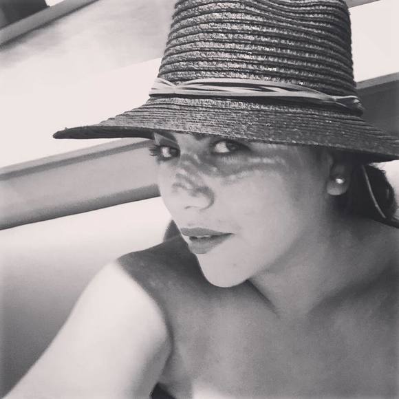 Meet your Posher, Lissbeth ingrid - Picture 1 of 1