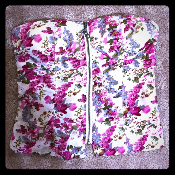 Tight floral short strapless bustier top