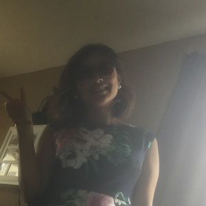 Meet your Posher, Wendy