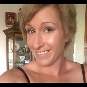 Meet your Posher, Jess