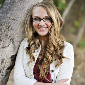 Meet your Posher, Lexie