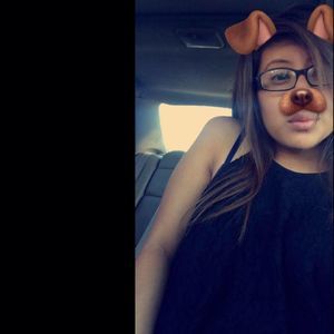 Meet your Posher, Esmeralda