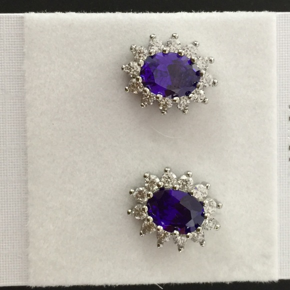 High Quality Purple Cubic Zirconia Earrings - Picture 1 of 2
