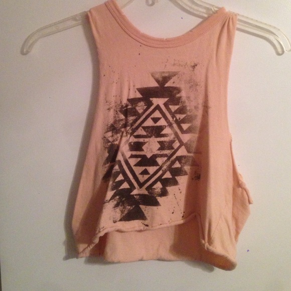 Baby pink muscle t. Great condition