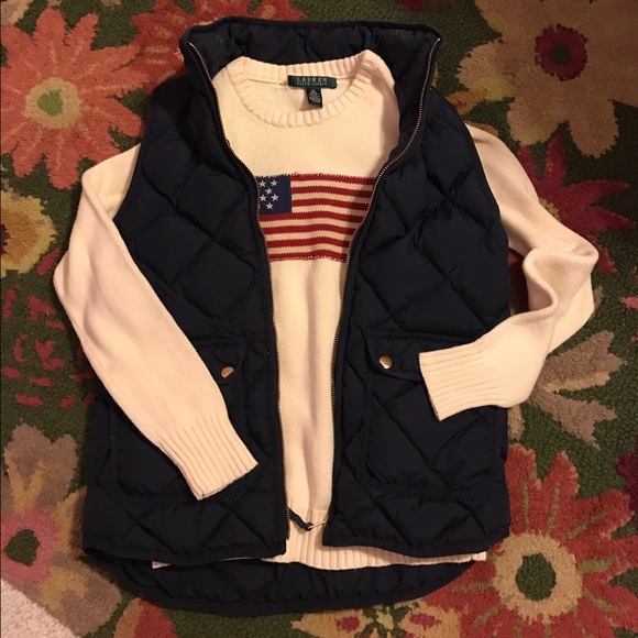 Ralph Lauren American Flag Sweater. Fits like S.