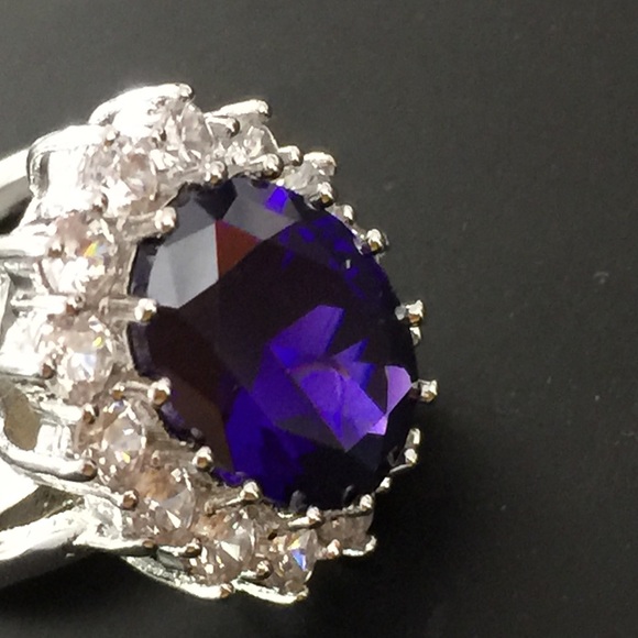 Magic Ring - Picture 2 of 3