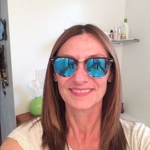 Meet your Posher, Malvina