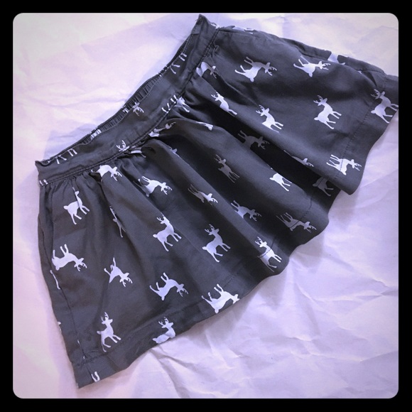 Cute holiday skirt!