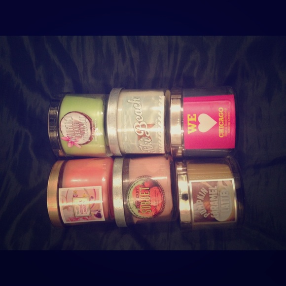 $9 Deal.......BBWorks Lot of 6 candles ( Mini)