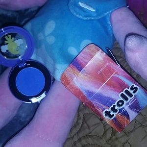 Mac trolls eye shadow