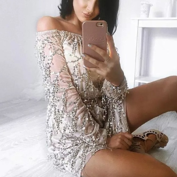 🆕•FINAL PRICE• Gold Off Shoulder Sequin Romper - Picture 2 of 3
