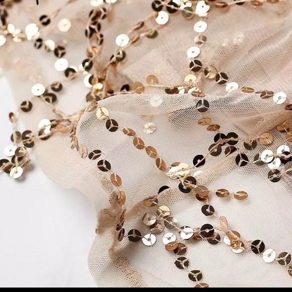 🆕•FINAL PRICE• Gold Off Shoulder Sequin Romper - Picture 3 of 3