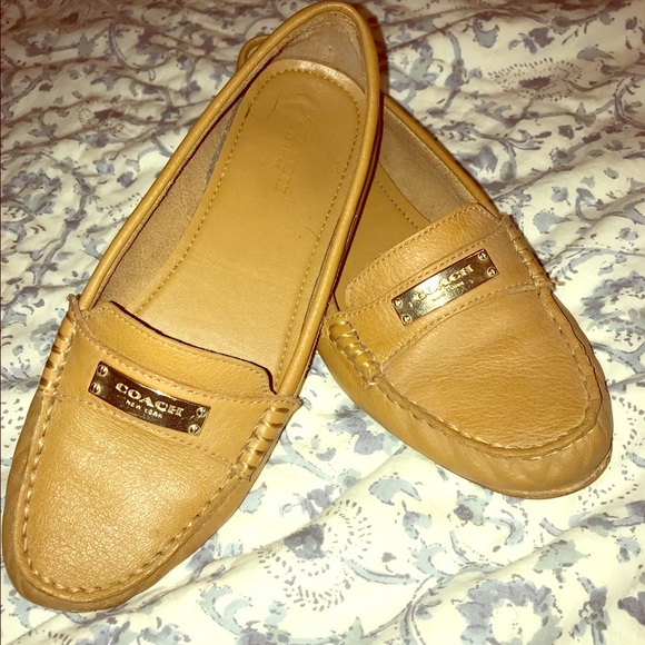 Coach leather loafers. Sz 7B