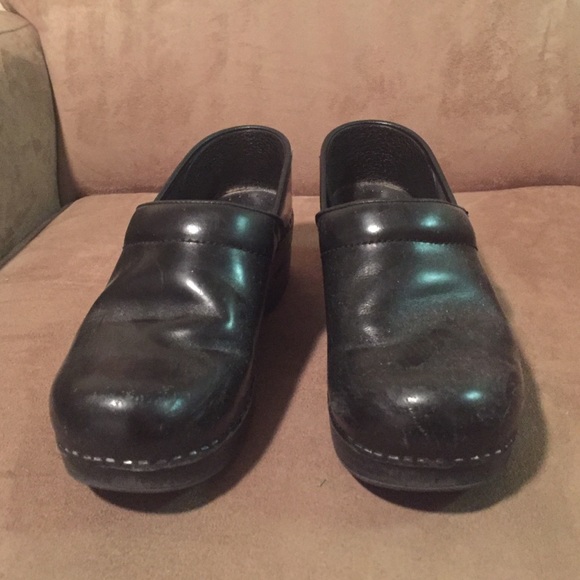 Professional cabrio Dansko black shoes