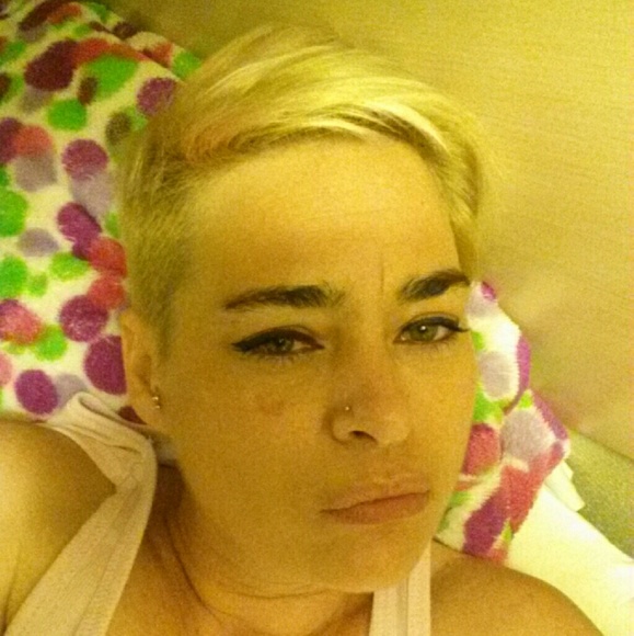 Meet your Posher, Angie