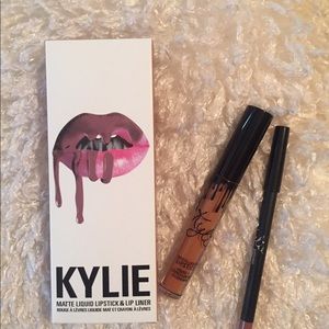 Kylie Jenner Lip Kit VERY GOOD QUALITY