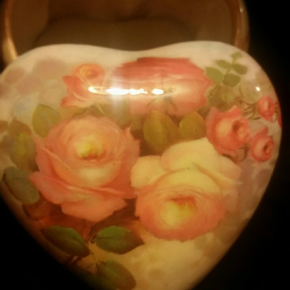 Jewelry tinkle box