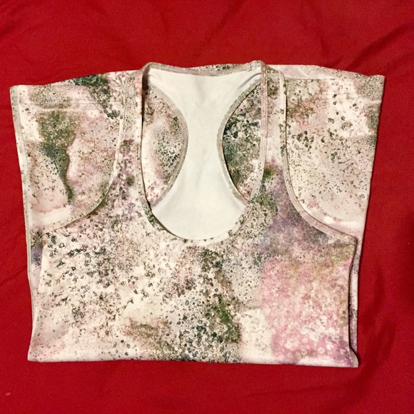 ❤️LAST DAY❤️Lululemon SZ 6 CRB