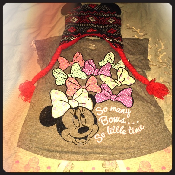 Minnie Mouse hat and pj set.