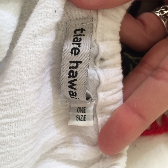 Tiare Hawaii white gauzy tube top - Picture 4 of 4