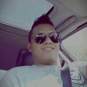 Meet your Posher, Eduardo