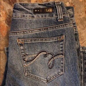 L.e.i jeans!!! Juniors size 7!