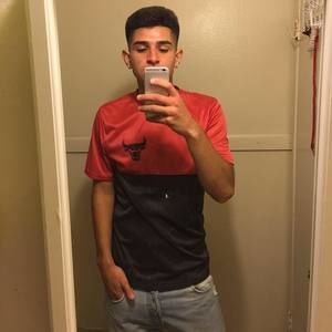 Meet your Posher, Carlos