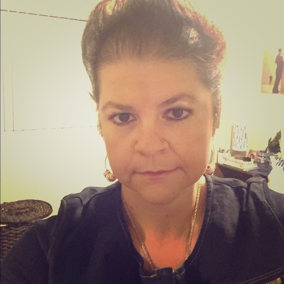 Meet your Posher, Kim