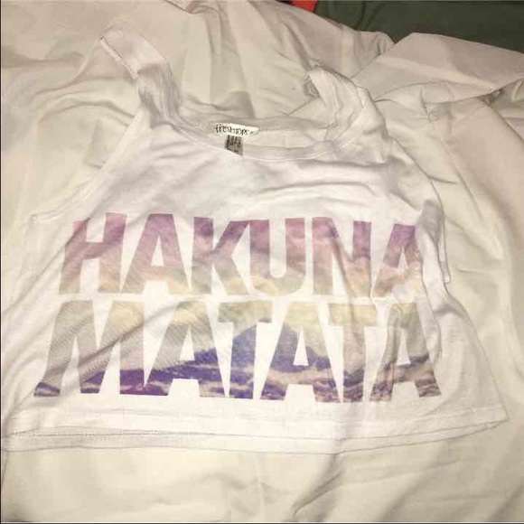 hakuna matata crop top