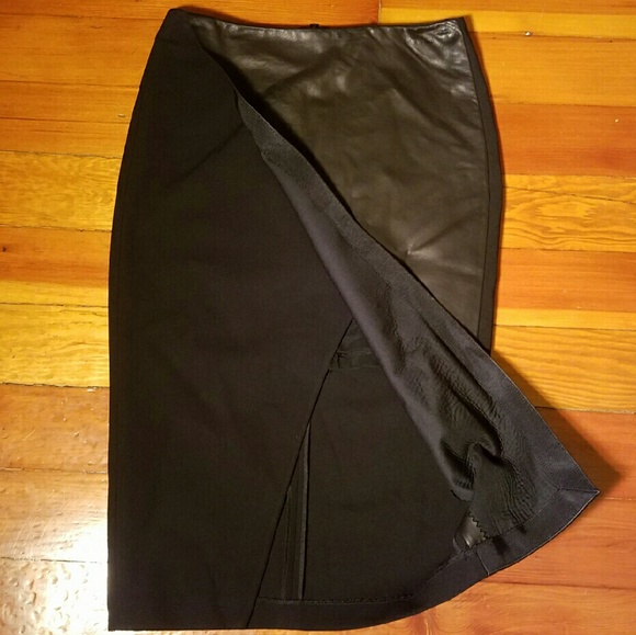 **SOLD**NWT Alice & Oliva Venty Crossover Pencil - Picture 3 of 4