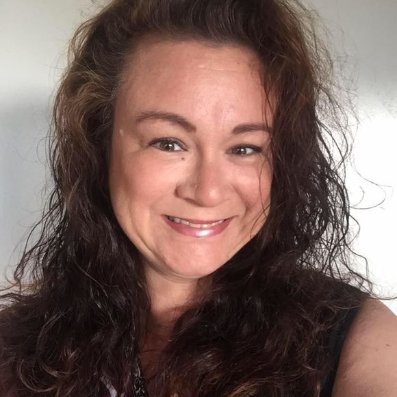 Meet your Posher, Keri