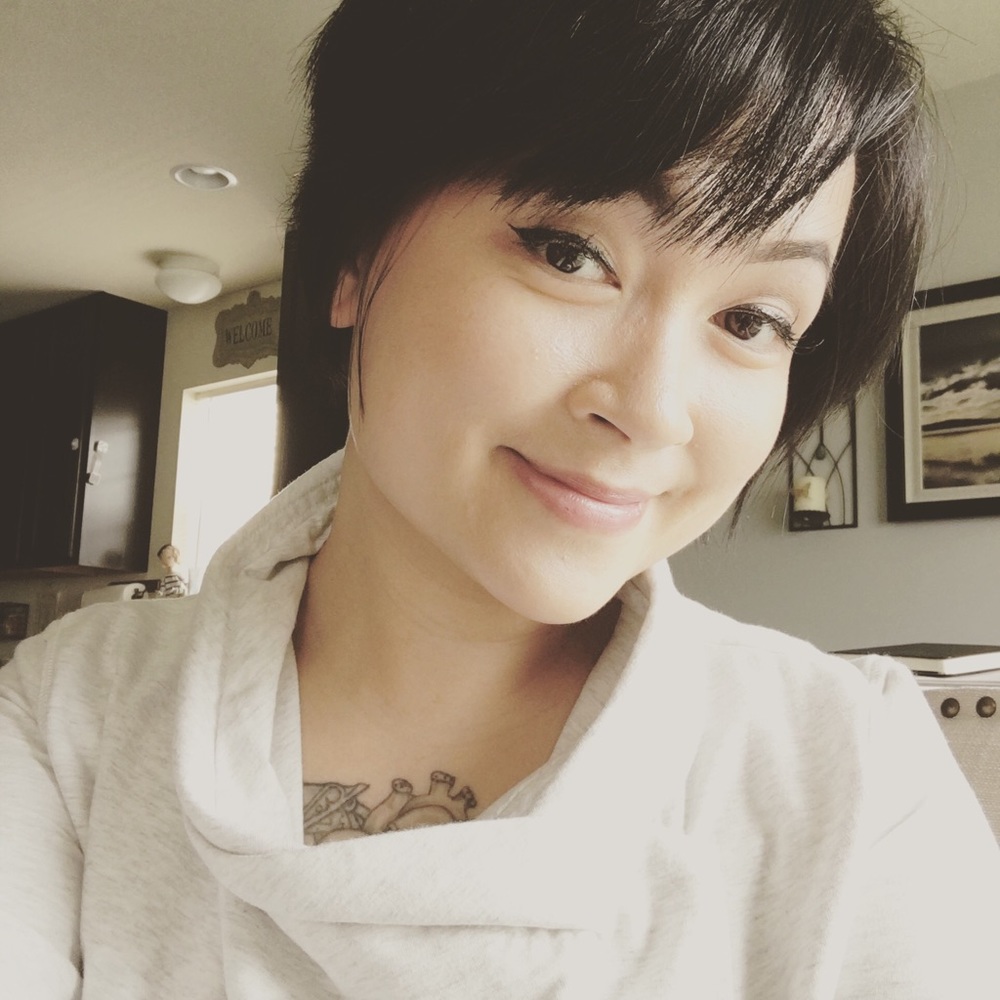 Meet your Posher, Lory