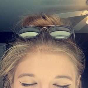 Meet your Posher, Kelci