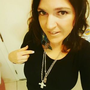 Meet your Posher, Marisa