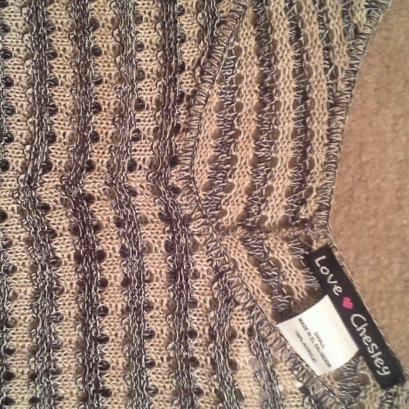 Sweater - Picture 4 of 4