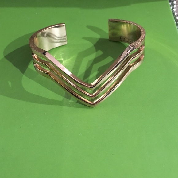 Gold bracelet