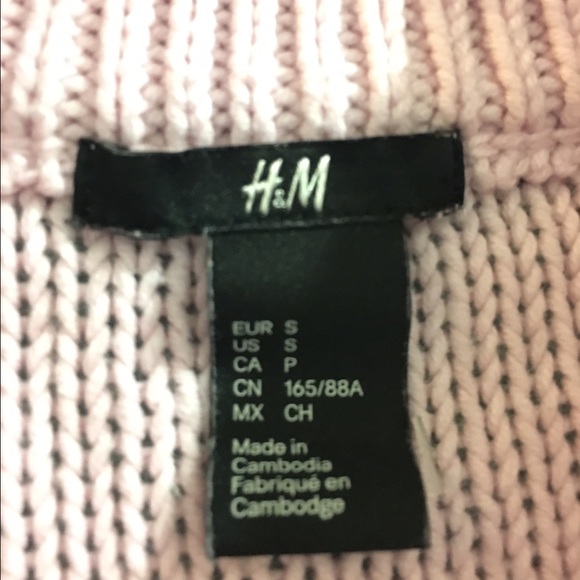 H&M Sweaters - H&M Knit Sweater H&M Sweaters - H&M Knit Sweater