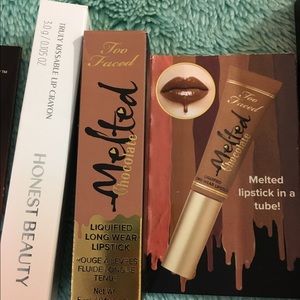 Too Faced Other - Nude Lippies Bundle (ON HOLD) Too Faced Other - Nude Lippies Bundle (ON HOLD)