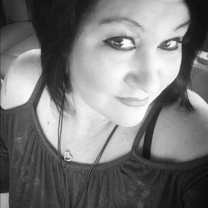 Meet your Posher, Candace