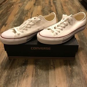 All white low top converse!!!!!