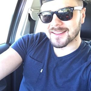 Meet your Posher, Amir