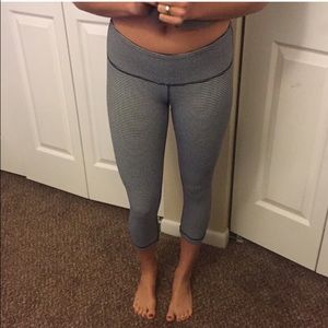 Lululemon *luon Wunder Under Crop