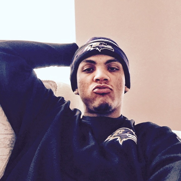 Meet your Posher, Julian