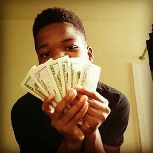 Meet your Posher, Deaundre