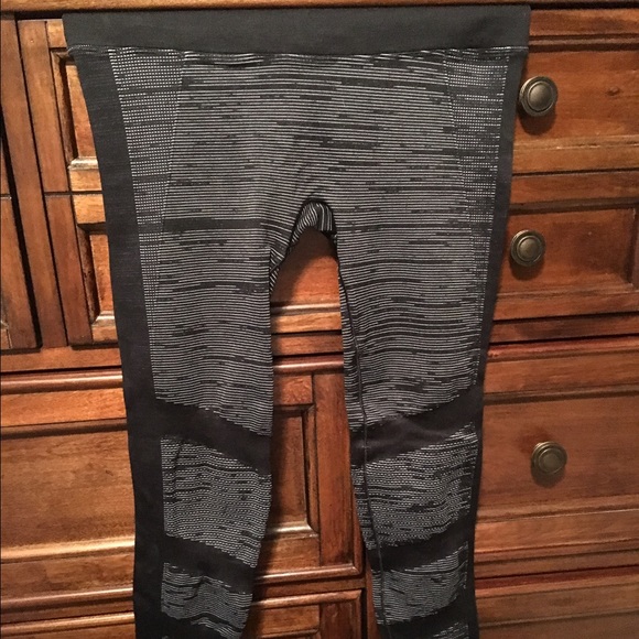 S Nux Leggings